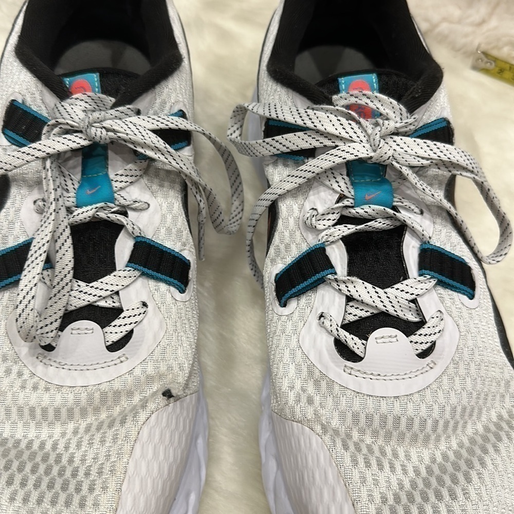 Nike renew white/black/blue/orange workout shoe size 11.5 - Picture 13 of 15